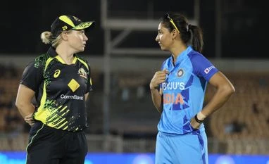 Alyssa Healy, Harmanpreet Kaur Alyssa Healy, Harmanpreet Kaur