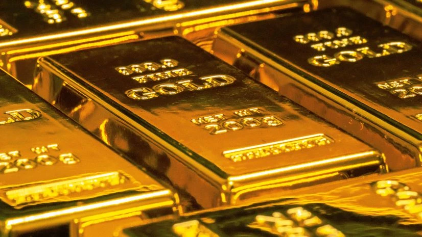 Gold price climbs Rs 10 to Rs 70,590, silver falls Rs 100 to Rs 82,400 | Commodities Gold, Gold bars, gold price