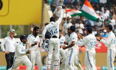 2nd Test: India close in on win after taking 5 wickets in morning session India cricket team
