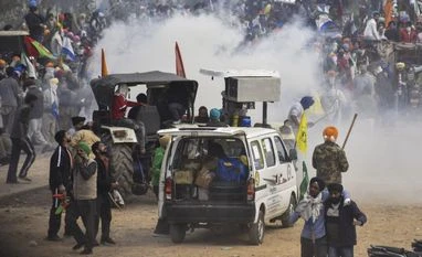 Farmers' march: Traffic unrestricted at Ghazipur border, closed at Singhu Farmers protest Shambhu Border