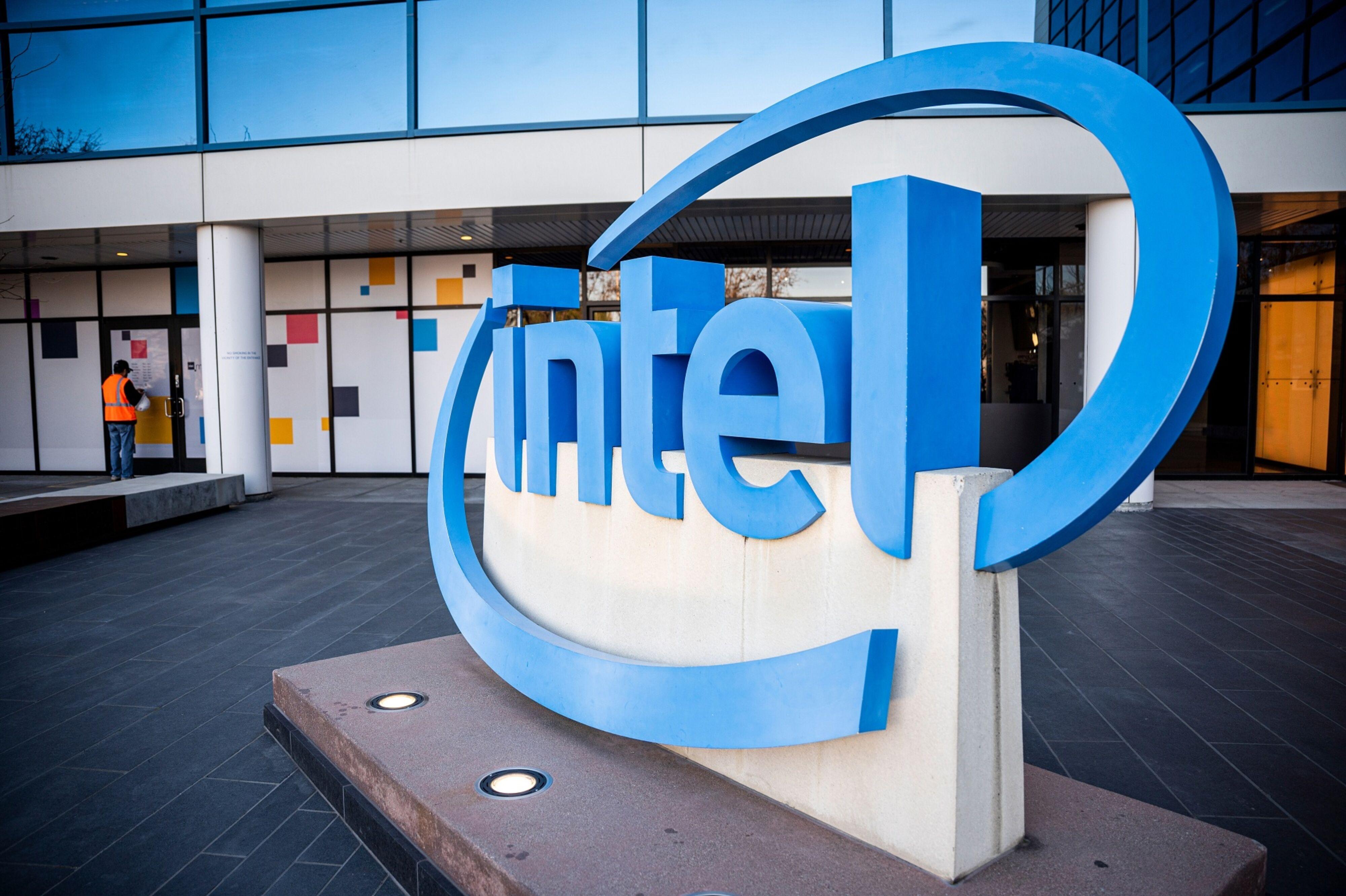 Intel signs Microsoft as foundry customer, says on track to overtake