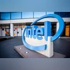 Intel signs Microsoft as foundry customer, says on track to overtake TSMC Intel (Photo: Bloomberg)