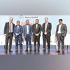 Shobhit Agarwal, MD & CEO, ANAROCK Capital Advisors; Sandeep Menon, MD & CEO, Vastu HF; Vipul Roongta, MD & CEO, HDFC Capital Advisors; Stuart Take, Board Member, IMGC Global Mortgages Biz Leader; Abhinandan Lodha, chairman of Lodha Ventures Shobhit Agarwal, MD & CEO, ANAROCK Capital Advisors; Sandeep Menon, MD & CEO, Vastu HF; Vipul Roongta, MD & CEO, HDFC Capital Advisors; Stuart Take, Board Member, IMGC Global Mortgages Biz Leader; Abhinandan Lodha, chairman of Lodha Ventures