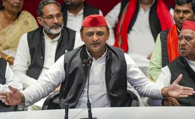 Public will teach lesson to BJP, says Akhilesh Yadav on Kejriwal's arrest Samajwadi Party President Akhilesh Yadav