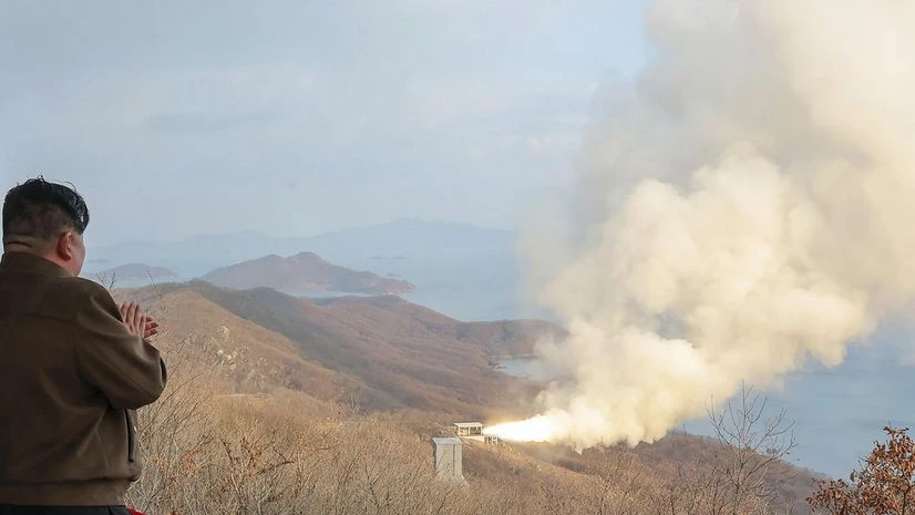 Kim Jong, solid-fuel engine, hypersonic missile, missile Kim Jong, solid-fuel engine, hypersonic missile, missile