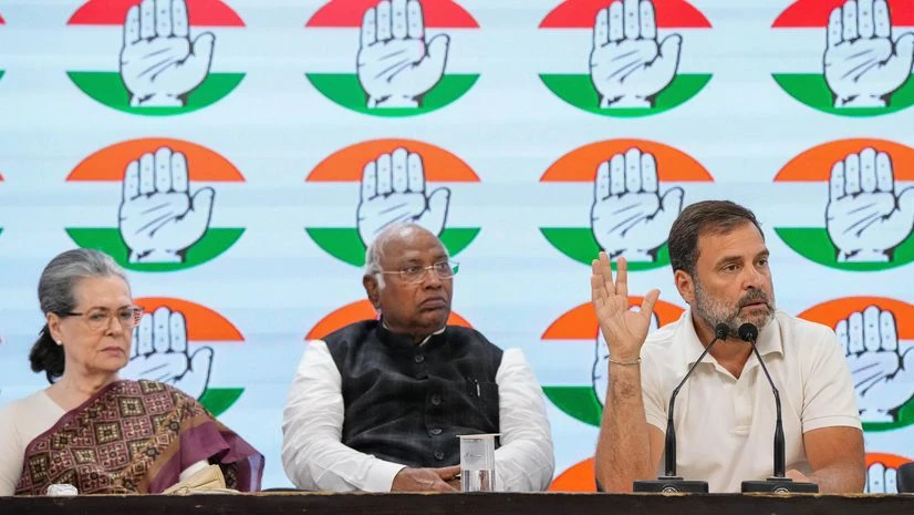 Mallikarjun Kharge, Sonia Gandhi, Rahul Gandhi, rahul, sonia, AICC hedqaters Mallikarjun Kharge, Sonia Gandhi, Rahul Gandhi, rahul, sonia, AICC hedqaters