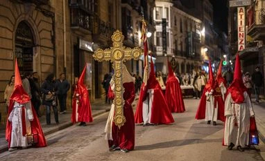 Pope skips Good Friday event to preserve health ahead of Easter: Vatican holy walk, good friday
