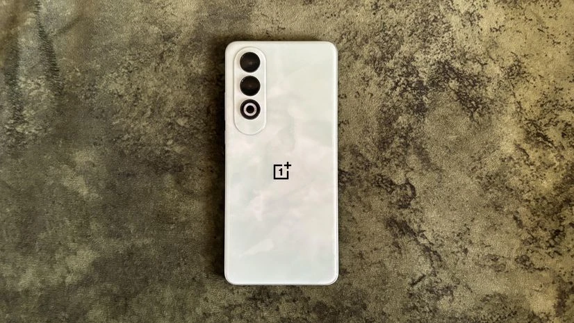 OnePlus Nord CE4 in Celadon Marble colourway OnePlus Nord CE4 in Celadon Marble colourway