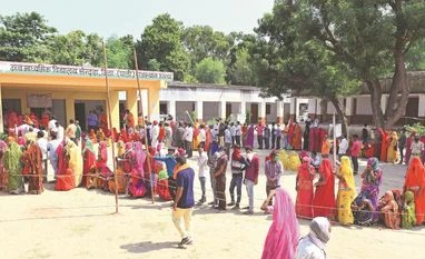 Intense heatwave grips India with temp between 40 to 46 degrees Celsius heatwave
