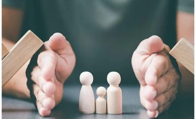 High base, change in product mix to weigh on life insurers' margin in Q4 Life insurance, insurance