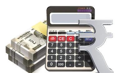 Where is the money flowing? FIIs churn consumption basket, favour fintech money calculator
