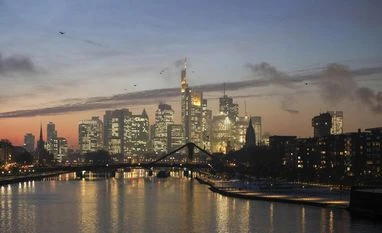 Hedge funds, Market Hedge funds, Market