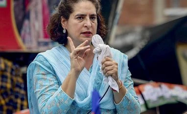 PM Modi should learn courage, determination from Indira Gandhi: Priyanka Priyanka Gandhi,Priyanka,Congress leader