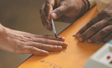 Dismiss 'minority' govt in Haryana, order fresh polls: Cong in memo to Guv NOTA CANDIDATE, elections