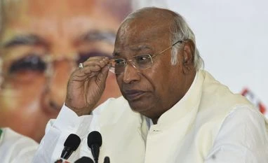 Congress Chief Kharge lauds Adhir Ranjan as party's combative soldier Mallikarjun Kharge,Kharge,Mallikarjun