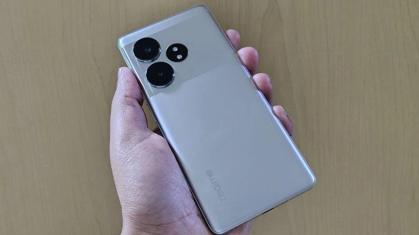 Realme GT 6T Realme GT 6T