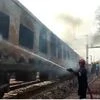 ताज एक्सप्रेस ट्रेन में लगी आग पर पाया गया काबू, सभी यात्री सुरक्षित

Fire in Taj Express train brought under control, all passengers safe
