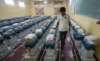 Election Commission conducts mock polls to check EVMs after LS polls Electric car
