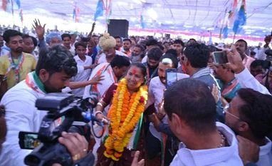 Gujarat Congress winner Geniben Thakor Gujarat Congress winner Geniben Thakor (Source/X)