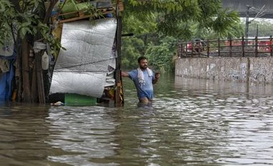 Weather models 'fail' to predict Delhi rains; meteorologists surprised waterlogging