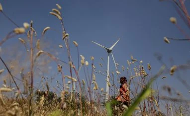 Greenko Group gets $743 million credit line to refinance dollar bonds wind energy