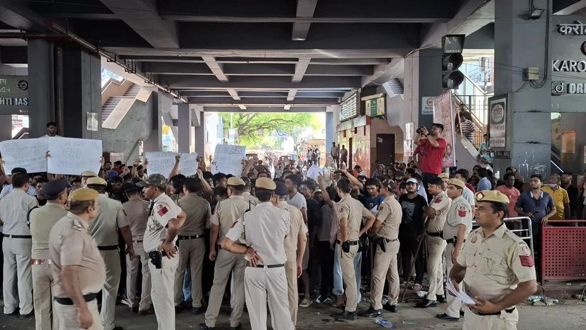 Healthcare services in WB affected as docs protest rape-murder of colleague | India News Protests amid heavy Police deployment at Karol Bagh metro station | Photo: Raghav Aggarwal
