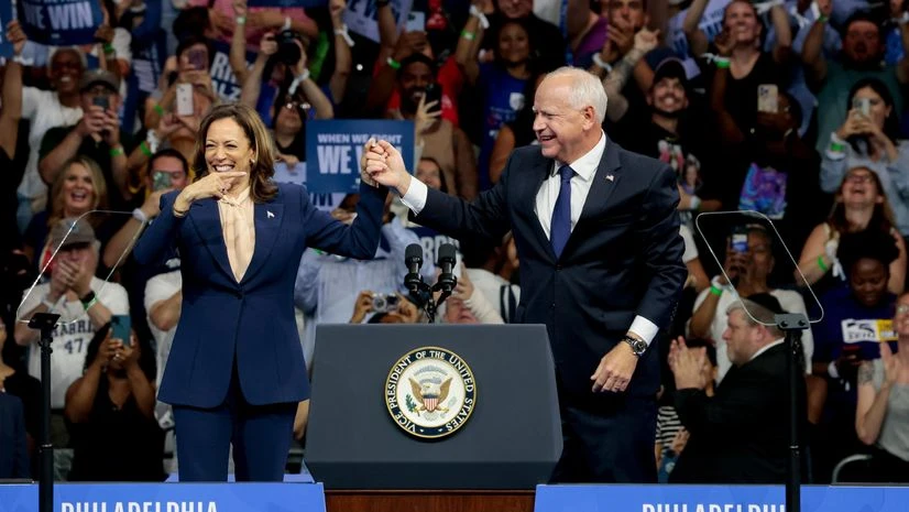 Harris, Tim Walz campaign in Arizona, seek to gain ground in Sun Belt | World News Tim Walz, Kamala Harris