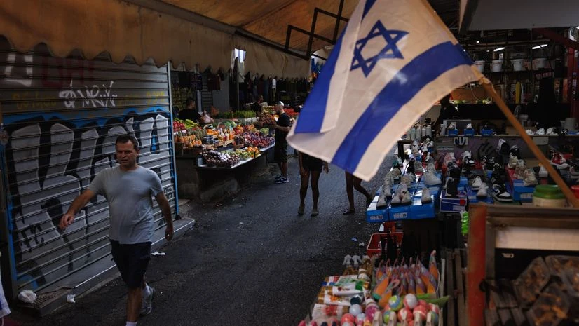 Mayors have battery-backed sirens ready, first-responders got satellite phones and old-fashioned transistor radios could be an information lifeline if people need to move into shelters. Mayors have battery-backed sirens ready, first-responders got satellite phones and old-fashioned transistor radios could be an information lifeline if people need to move into shelters.