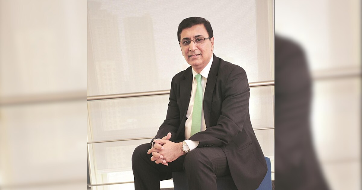 Engaged with govt after SC's AGR dues ruling: Vodafone Idea CEO Moondra ...