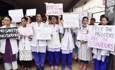 Condemning crime okay; need solution: Neena Gupta on Kolkata rape-murder Doctor Protest, Protest, Guwahati Doctor Protest