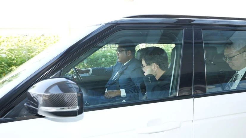 Tamil Nadu, Karnataka, Telangana line up to woo Foxconn chief Young Liu | News TRB Rajaa, Young Liu