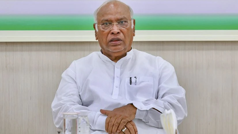 Gujarat floods: Kharge, Rahul urge govt to provide all possible assistance | Politics News Mallikarjun Kharge, Kharge, Mallikarjun