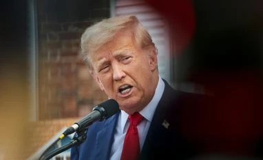 Trump to visit Michigan, Wisconsin as battleground campaigning increases Donald Trump, Trump