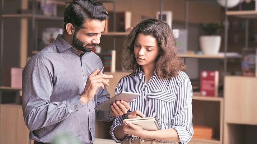 According to the data shared by Internshala, from July 2023 to July 2024, the average monthly pay in content writing was Rs 5,000 even though the highest monthly stipend offered was nearly Rs 50,000. For other fields like social media marketing, grap According to the data shared by Internshala, from July 2023 to July 2024, the average monthly pay in content writing was Rs 5,000 even though the highest monthly stipend offered was nearly Rs 50,000. For other fields like social media marketing, grap