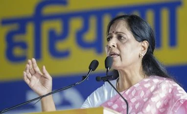 BJP wants to jail Oppn leaders and stay in power, says Sunita Kejriwal Sunita Kejriwal, kejriwal wife, Sunita