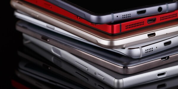 India's smartphone exports surpasses $2 bn mark in Oct, sets new record