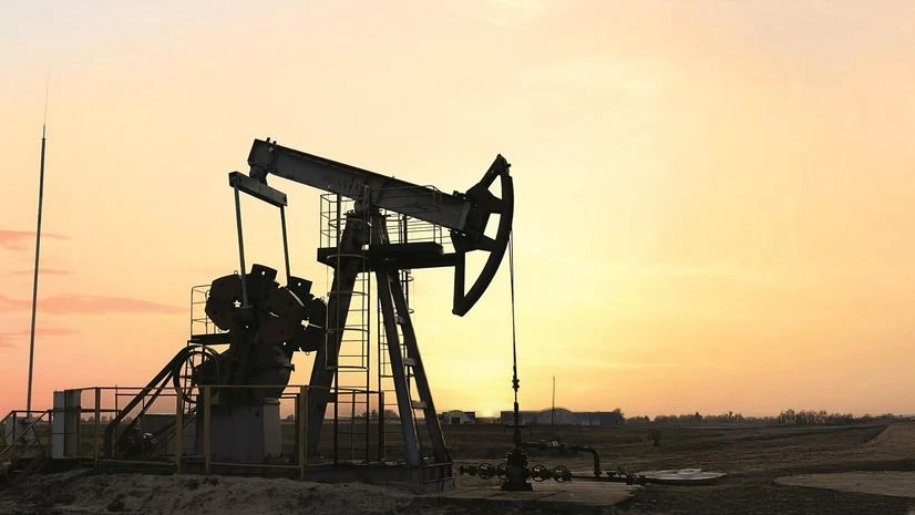 A sharp fall in global crude benchmarks will reduce costs of fuel, both oil and gas, to Indian consumers if State-run oil companies choose to pass them on A sharp fall in global crude benchmarks will reduce costs of fuel, both oil and gas, to Indian consumers if State-run oil companies choose to pass them on