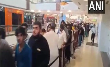 WATCH: Hundreds queue up to buy iPhone 16 outside stores in Delhi, Mumbai Apple iPhone 16 sale India