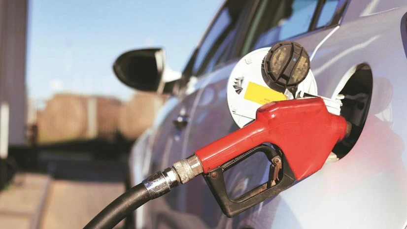 European crude oil benchmark Brent sank to a low of around $69 per barrel (bbl) on September 10, a drop of nearly $22/bbl from $91/bbl early April, as China's economy sputtered. Prices have since climbed by around $2/bbl. European crude oil benchmark Brent sank to a low of around $69 per barrel (bbl) on September 10, a drop of nearly $22/bbl from $91/bbl early April, as China’s economy sputtered. Prices have since climbed by around $2/bbl.