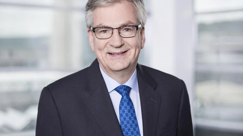 Outgoing Daimler Truck CEO Daum expects no recovery in China, Germany | Auto Martin Daum