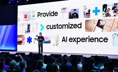 Samsung to add Apple Intelligence-like notification summaries in OneUI 7 SDC 2024 (Picture: Samsung)