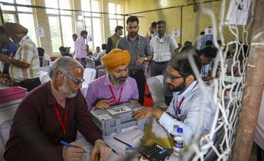 Election results 2024: At 10am, INC leads in J-K, Haryana sees close battle vote counting, counting centre, Vote Count
