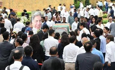 Ratan Tata gets state funeral as nation bids farewell to business tycoon Ratan, Ratan Tata Funeral, NCPA lawn, Ratan Tata