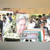 Politicians to film stars: Who's who queue up to bid farewell to Ratan Tata | Company News Tata funeral
