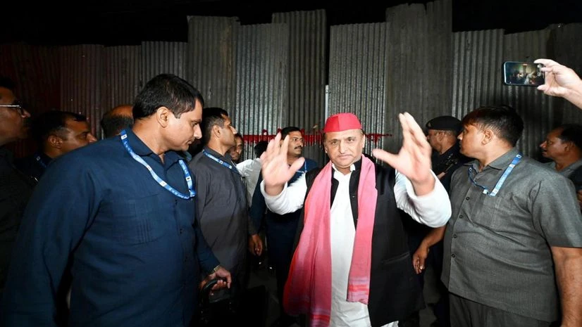 Akhilesh Yadav, Akhilesh Akhilesh Yadav, Akhilesh