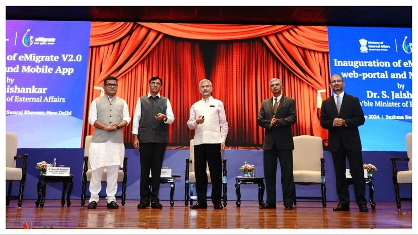 EAM Jaishankar, Mansukh Mandaviya launch e-Migrate portal and mobile app | India News Jaishankar, Mansukh Mandviya