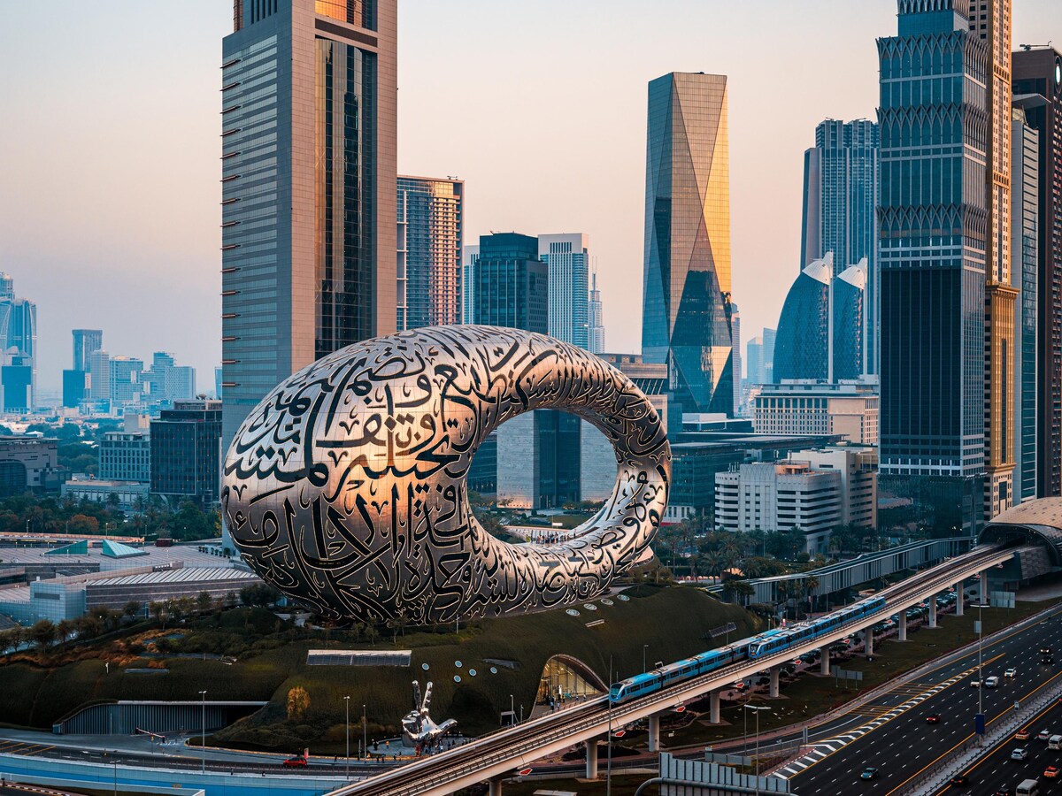 dubai freezone company setup cost