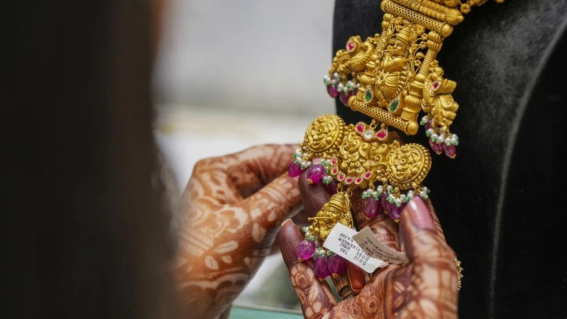 Gold, jewellery Gold, jewellery