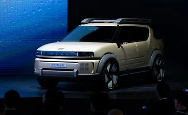 Initium, hyundai Initium Initium, hyundai Initium