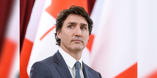 Premiers Discuss Bailout Plan Amid Trump Tariffs at Meeting with Trudeau Premiers Discuss Bailout Plan Amid Trump Tariffs at Meeting with Trudeau